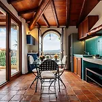 Rokkaria Terrace -