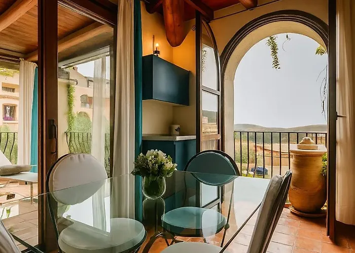 Rokkaria Terrace - בית נופש